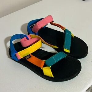 Like new! Wore one time.